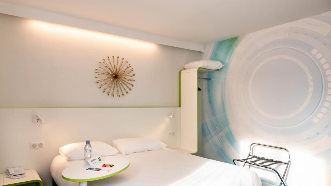 Ibis Styles Fougeres Otel Beaucé Dış mekan fotoğraf